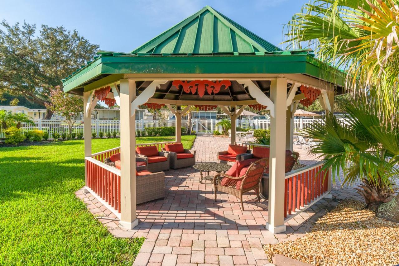 Red Oaks Bushnell Exterior foto
